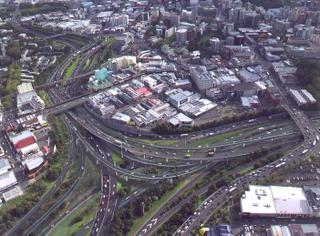 Illustration for article titled The World's 18 Worst Intersections And Interchanges